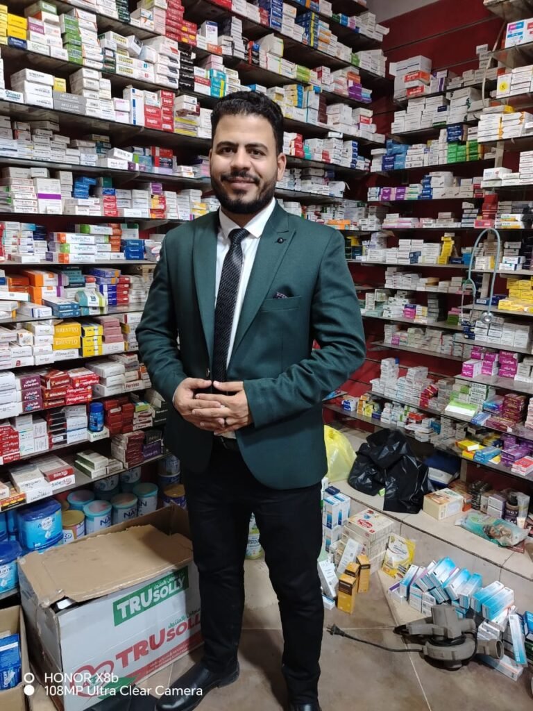 الدكتور مصطفى نبيل الريان صيدلي وقيادي مجتمعي بمحافظة الجيزة