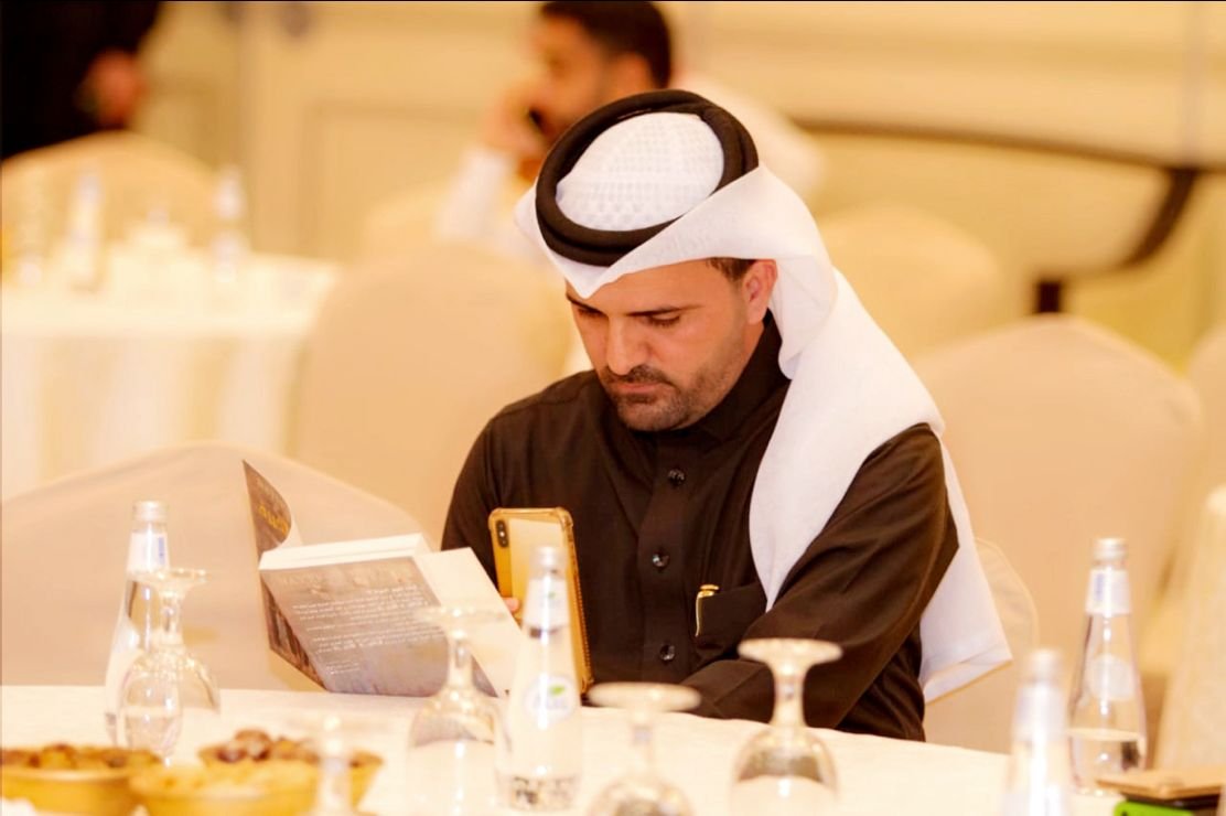 دكتور ناصر الحارثي - خبير التجارة الإلكترونية والذكاء الاصطناعي.