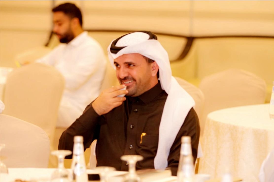 دكتور ناصر الحارثي - خبير التجارة الإلكترونية والذكاء الاصطناعي.