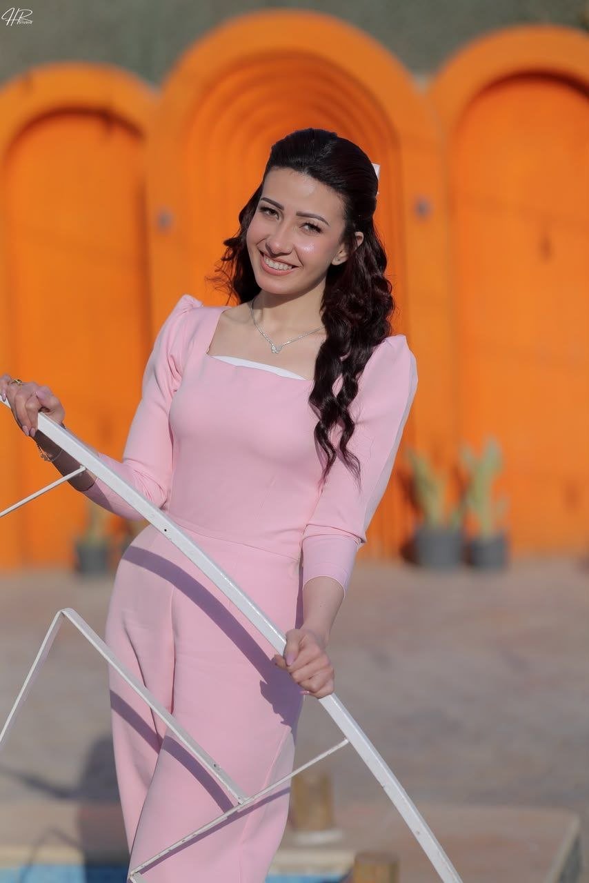 نجاة إيهاب بدر الدين