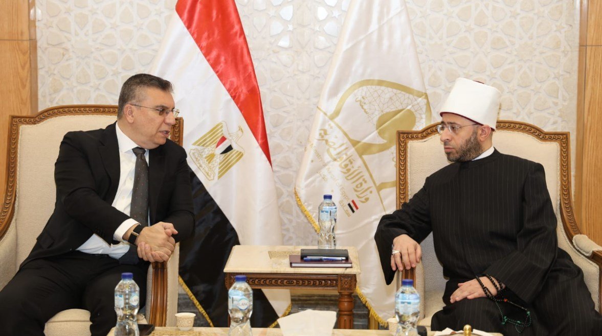 الدكتور أسامة الأزهري والإعلامي عمرو الليثي