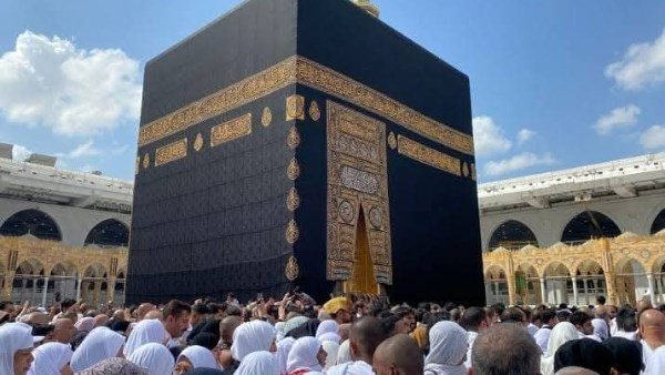 اعتبارًا من اليوم وحتى 10 أبريل.. بدء سداد تذاكر طيران حج الجمعيات الأهلية اعتبارًا من اليوم وحتى 10 أبريل.. بدء سداد تذاكر طيران حج الجمعيات الأهلية