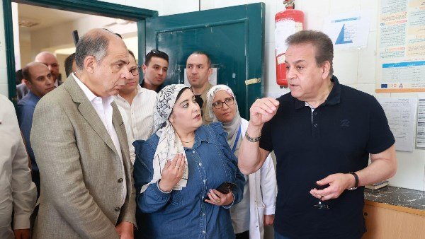 وزير الصحة من الجولة وزير الصحة من الجولة