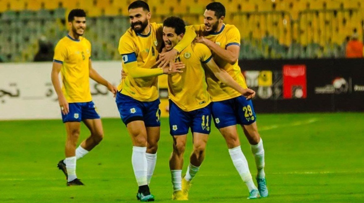 الإسماعيلي الإسماعيلي