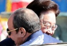 الرئيس الكوري يلتقي المسؤولين المصريين لبحث جعل مصر بوابة استراتيجية للتصنيع والتصدير.