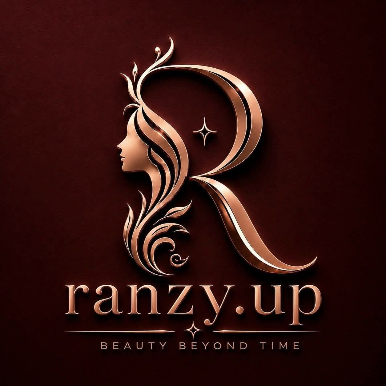 مجموعة متكاملة من منتجات RANZY للعناية بالبشرة مرتبة بشكل فني يعكس الرقي والابتكار.