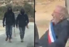 مشهد يوثق لحظة اعتداء مستوطنين على دبلوماسيين أوروبيين في قرية طيبة بالضفة الغربية.